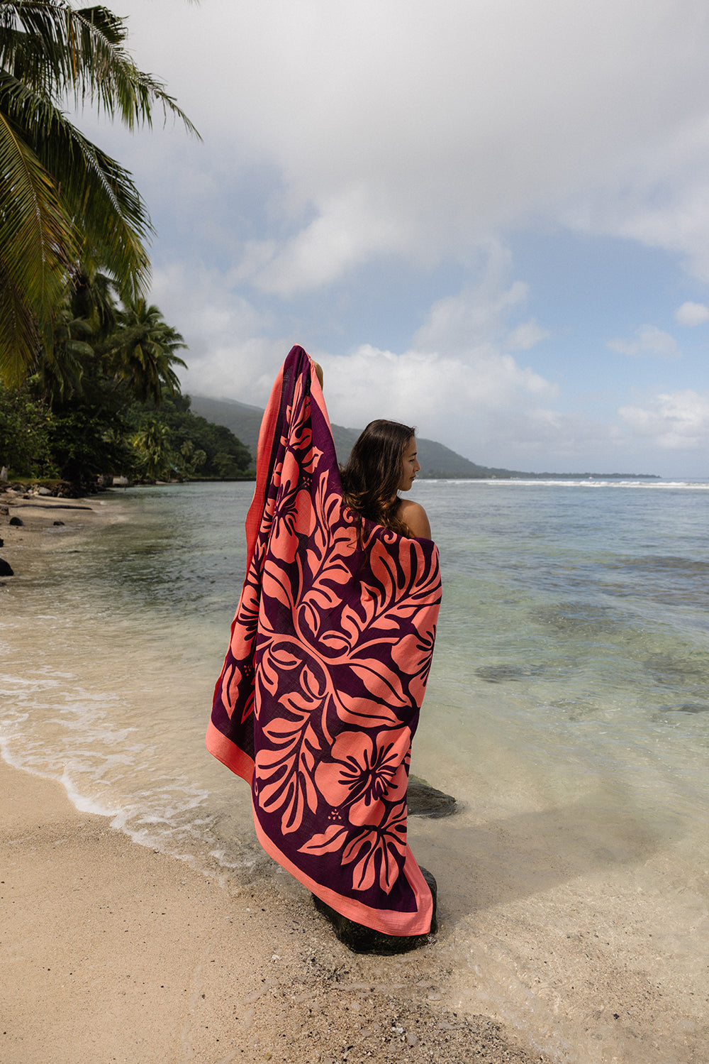 BEACH PAREO - KUPU RED