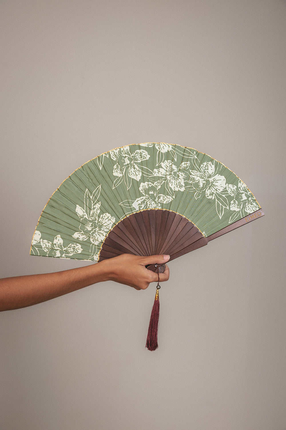 THE POE FAN - OKA GREEN