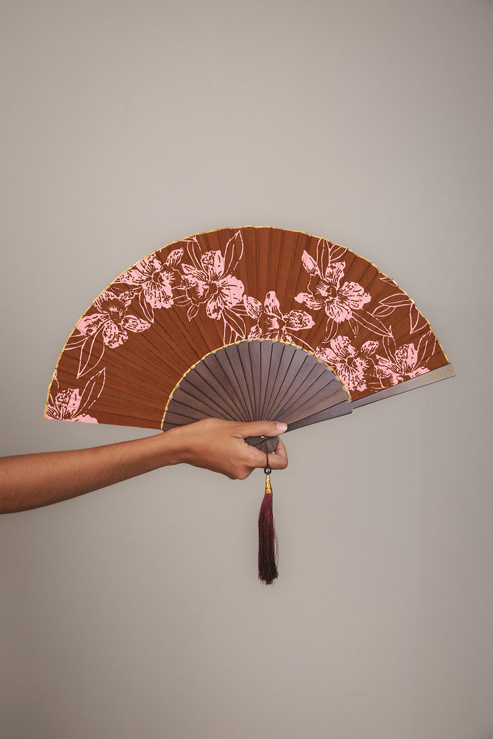 THE POE FAN - OKA PLUM