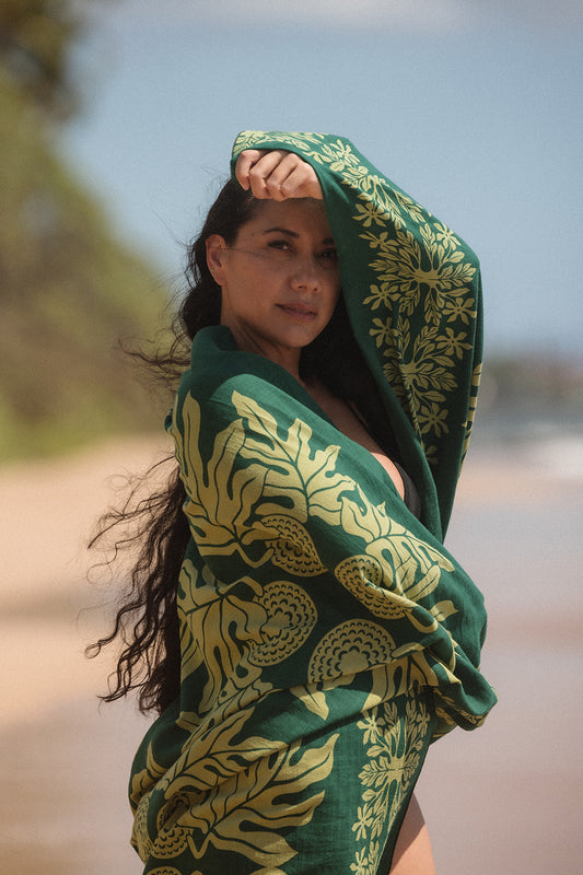 BEACH PAREO - URU GREEN